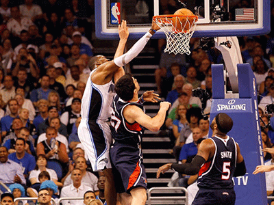 太阳vs湖人詹姆斯 太阳vs湖人詹姆斯